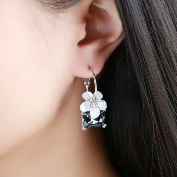 Cherry Blossom Flower Sparkly Rhinestone Hoop Drop - Picture 2 of 5